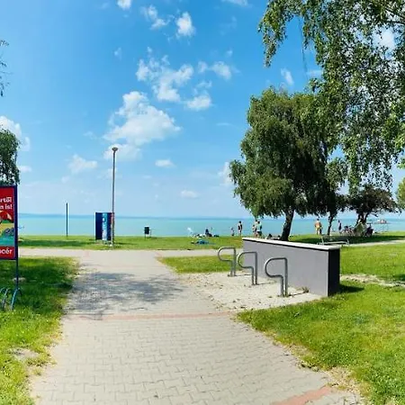 Balcsitthon Apartmán *