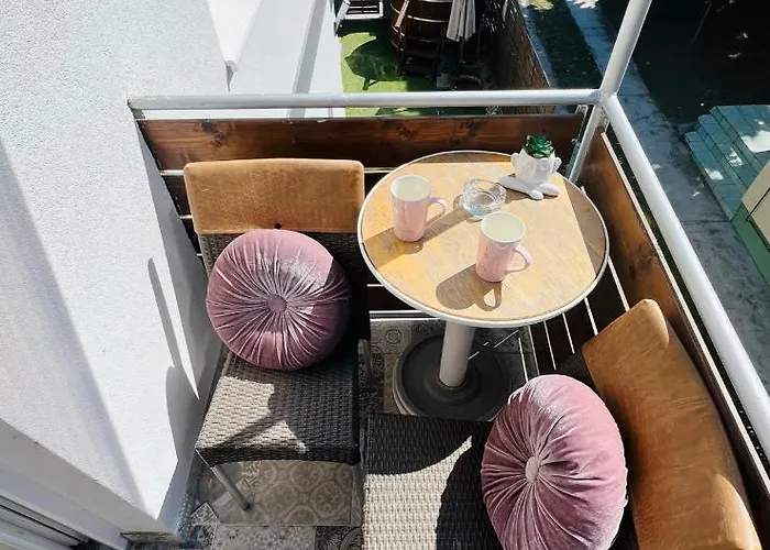 Apartment Balcsitthon *